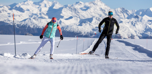 Cross-country skiing in gstaad